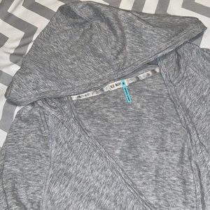 Old Navy Long Sleeve w/ Hoodie - Size M